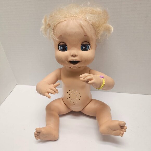 2006 Hasbro Soft Face Skin Baby Alive Interactive Doll Blonde Blue Eyes Battery - Picture 1 of 11